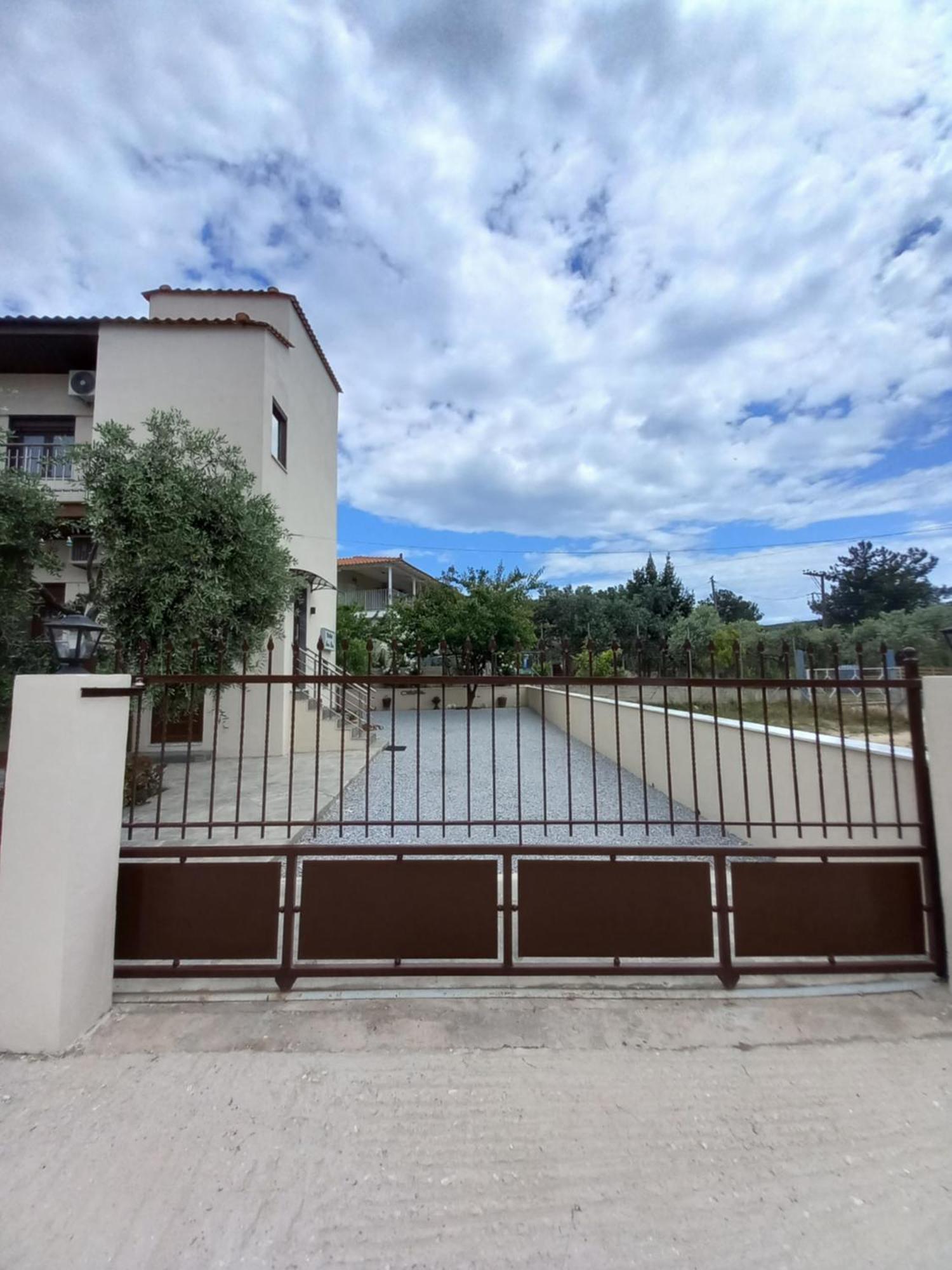 Maria Dina Apartments 1 بوتوس المظهر الخارجي الصورة