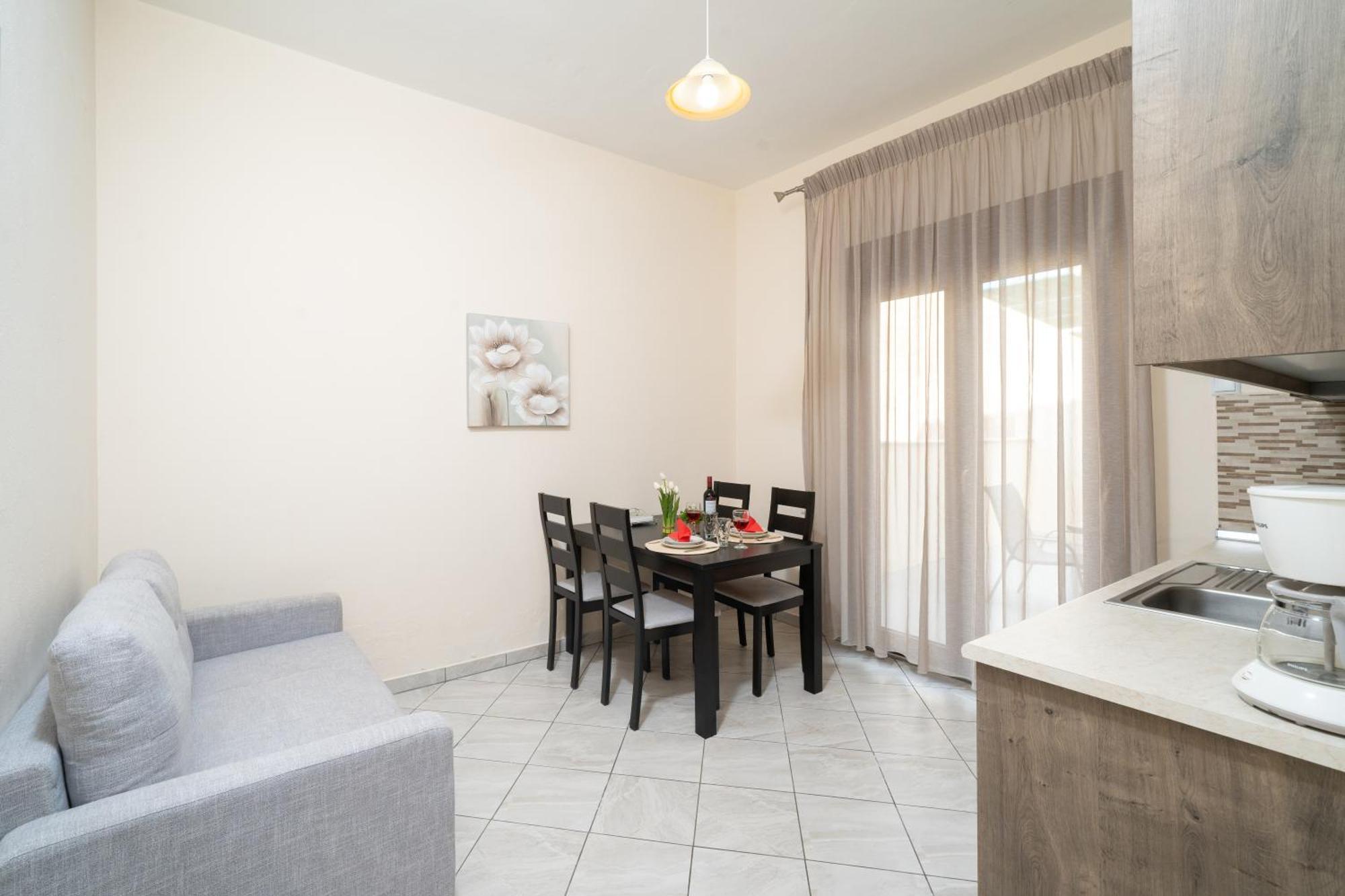 Maria Dina Apartments 1 بوتوس المظهر الخارجي الصورة