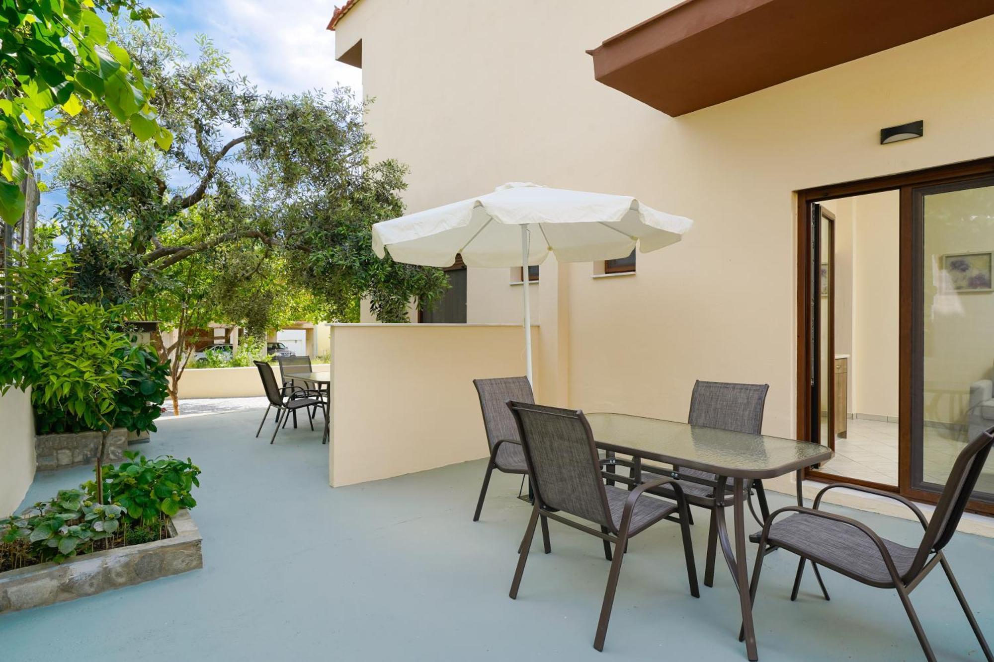 Maria Dina Apartments 1 بوتوس المظهر الخارجي الصورة